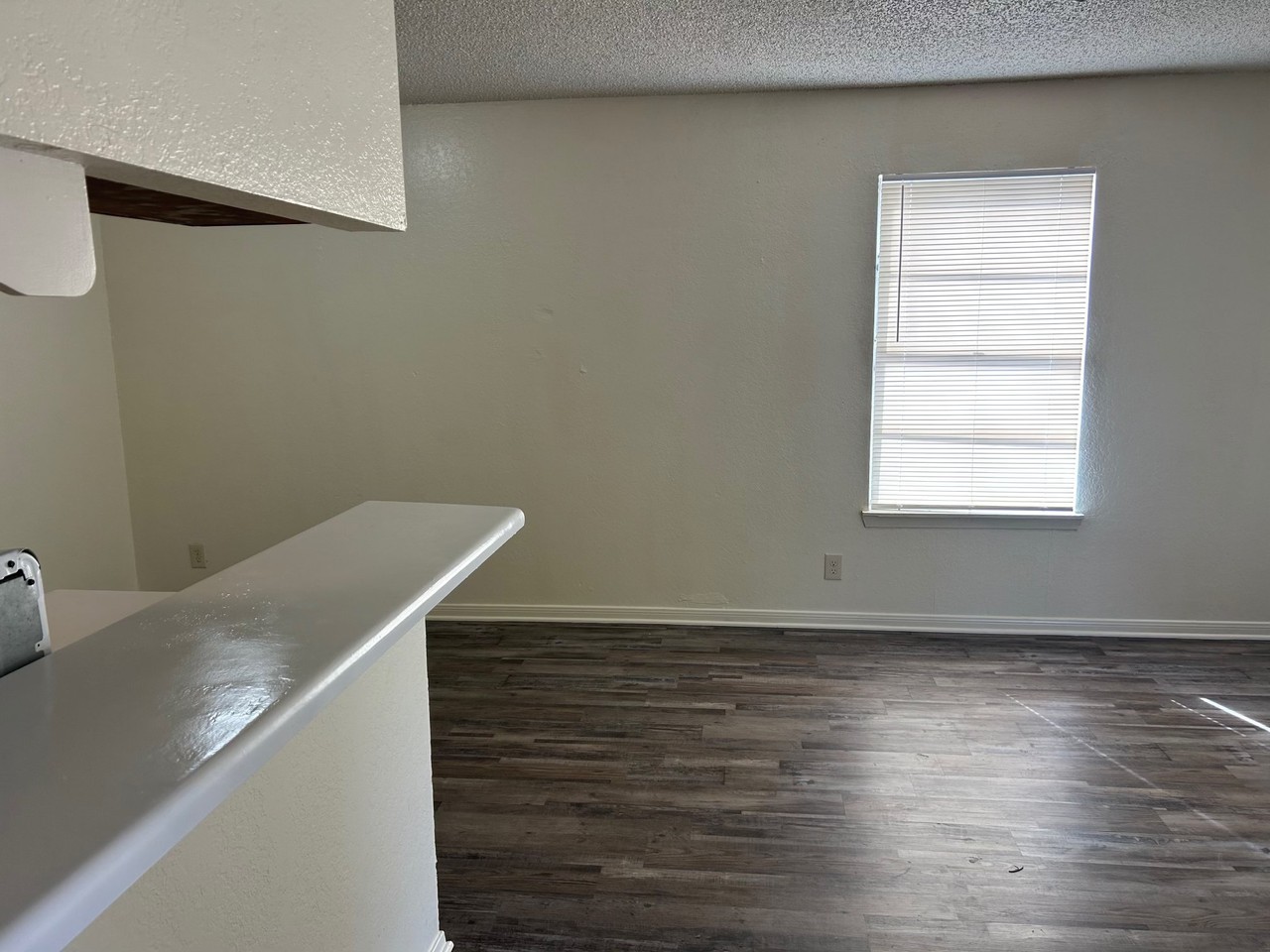 1708 E Crest Dr #20 - Photo 5 of 5