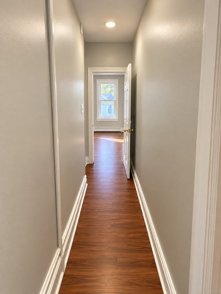 724 N Madison St #2 - Photo 6 of 8