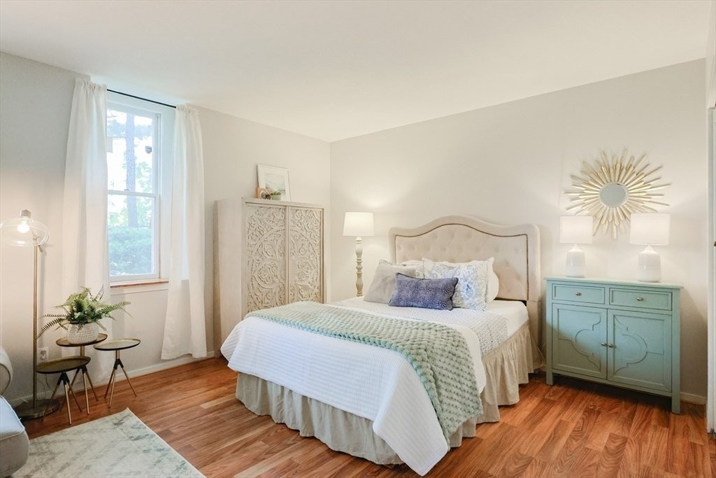 51 Pettee St #13 - Photo 4 of 20
