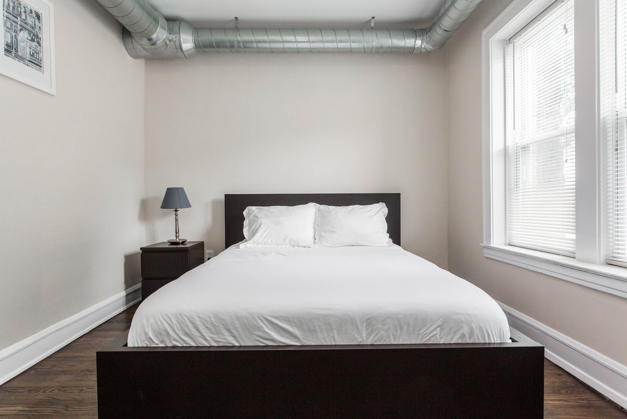 4136 W Palmer St #4 - Photo 5 of 18