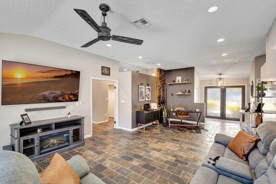 13005 Meadowbreeze Drive - Photo 3 of 14