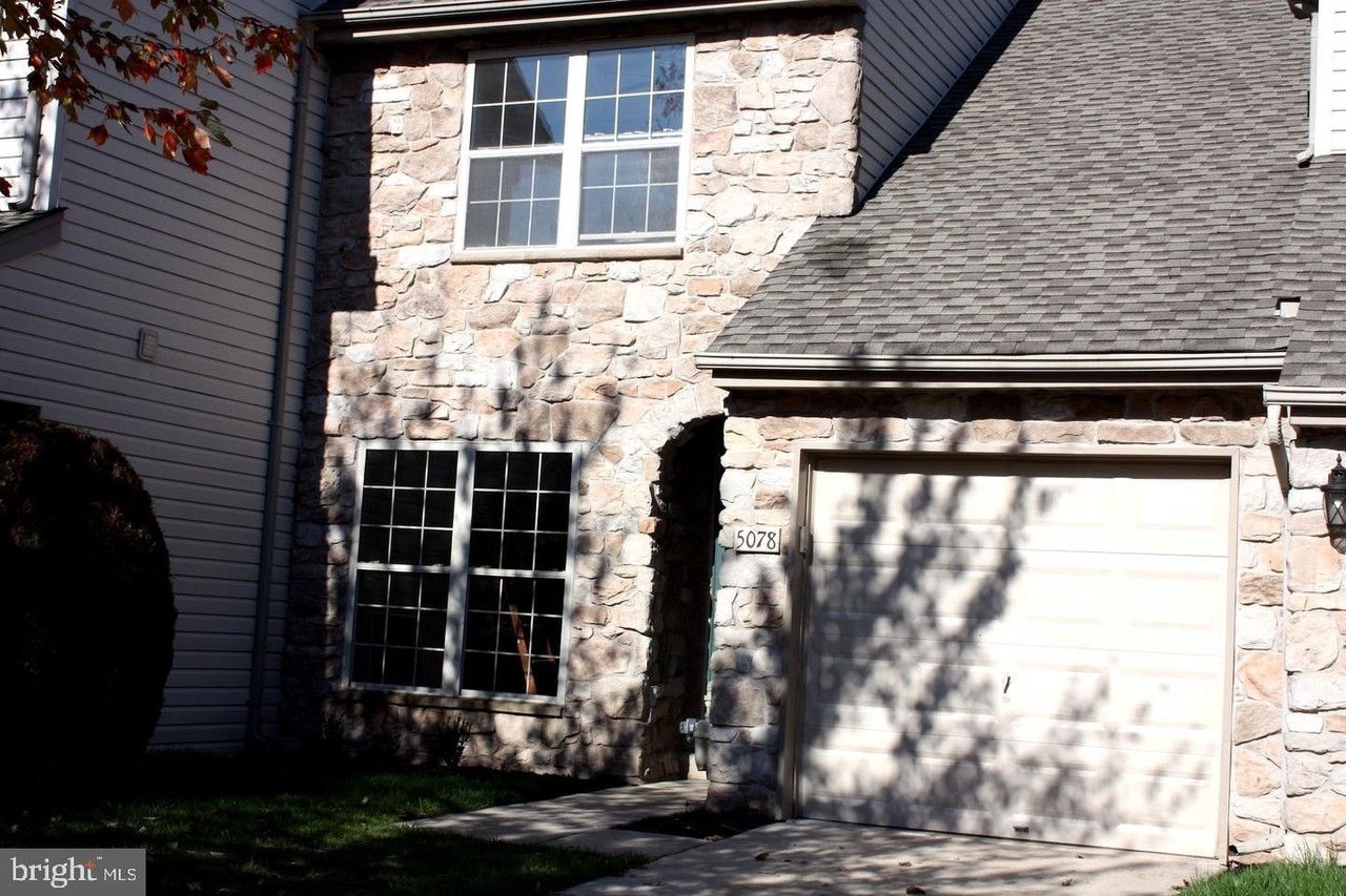 5078 Rosewood Dr - Photo 2 of 23