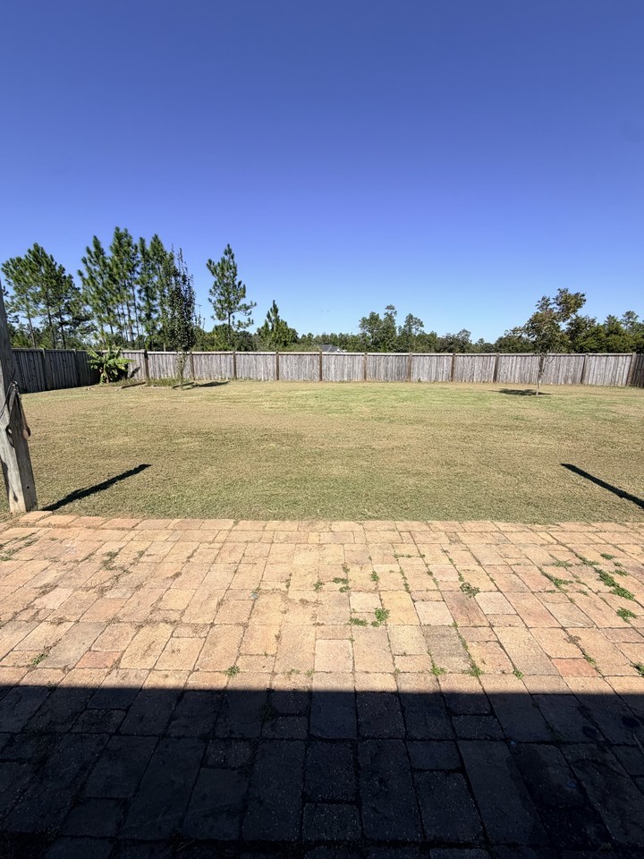 10189 Heartwood Ct #NA - Photo 3 of 16