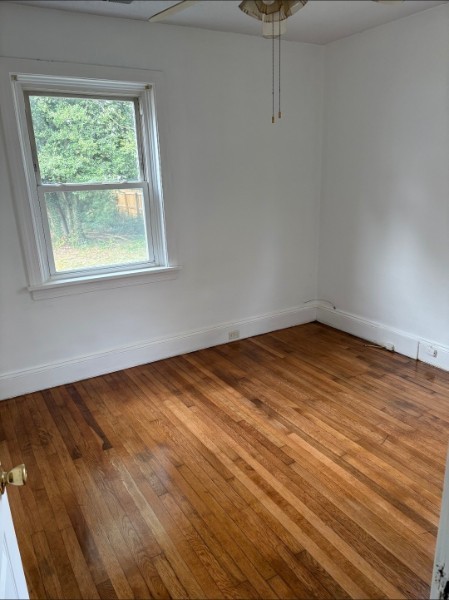 1914 Timberlake Ave #NA - Photo 5 of 9