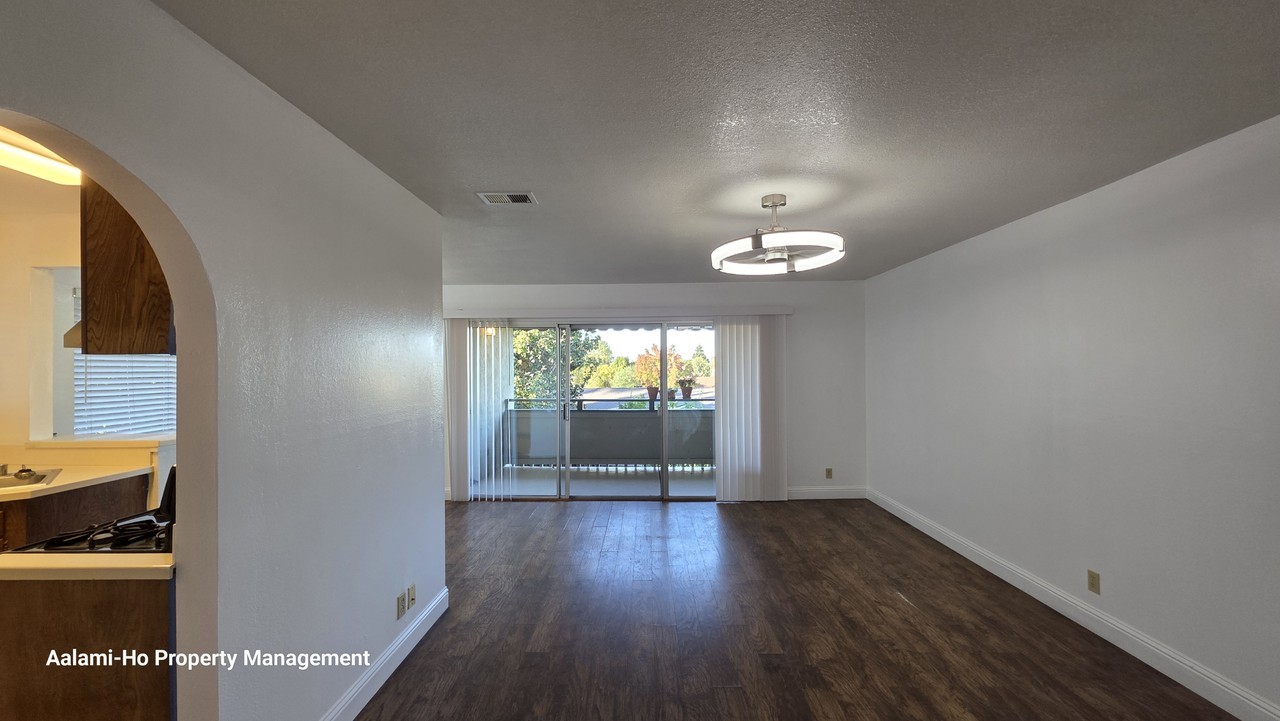 2747 Mauricia Ave #B - Photo 6 of 22