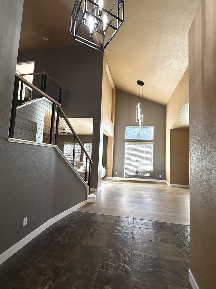 1630 Crater Ct #NA - Photo 4 of 43