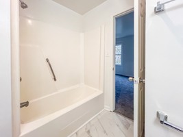 featured image of 28 Fox Hill Dr #28