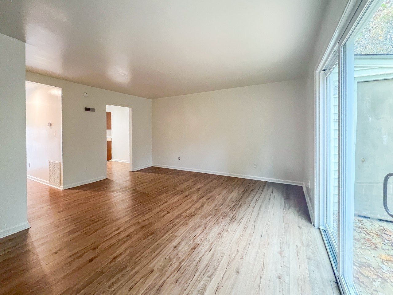 28 Fox Hill Dr #28 - Photo 5 of 10
