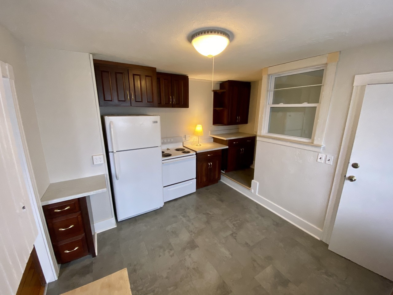 10 Victoria St #3 - Photo 6 of 19