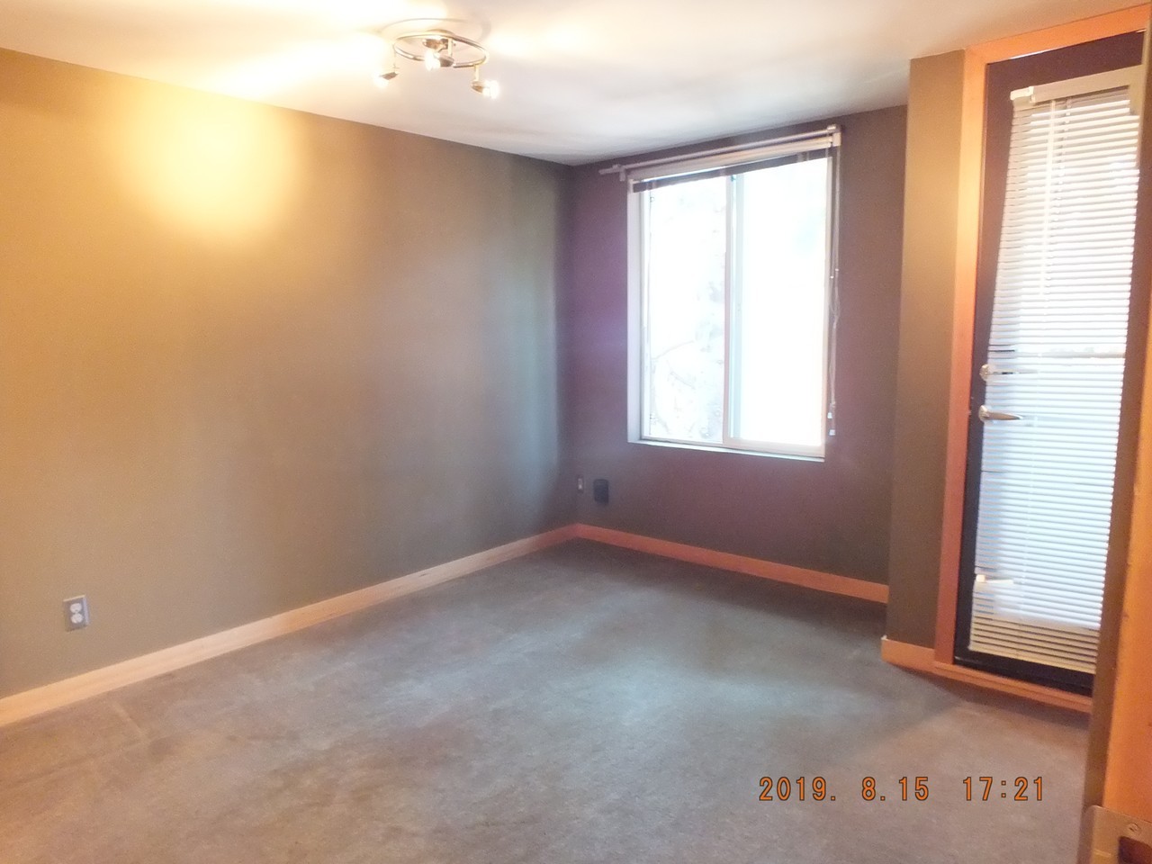 1508 N 80th St #B - Photo 4 of 13