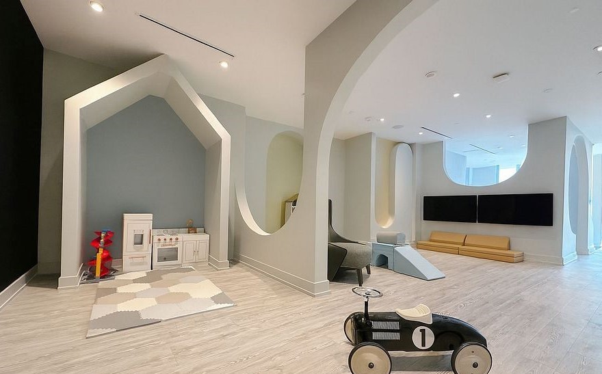 XO Condos - Photo 7 of 18