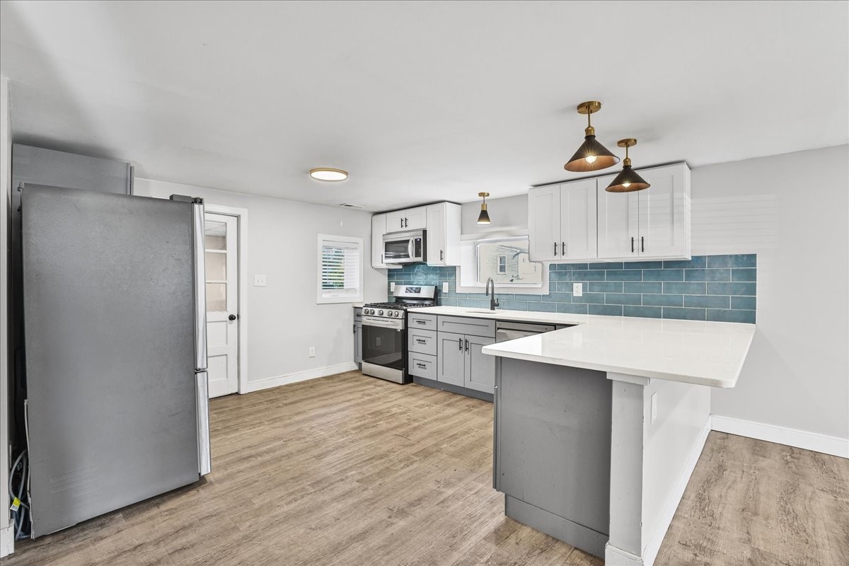197 S Roosevelt Ct #1 - Photo 3 of 29