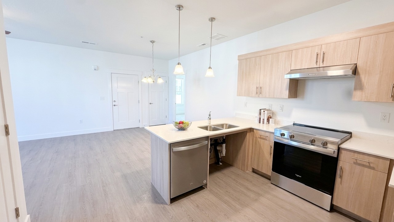 4763 S 690 W #1 - Photo 4 of 25