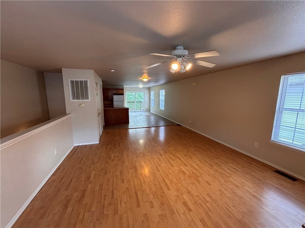 2439 N Brophy Cir - Photo 3 of 10