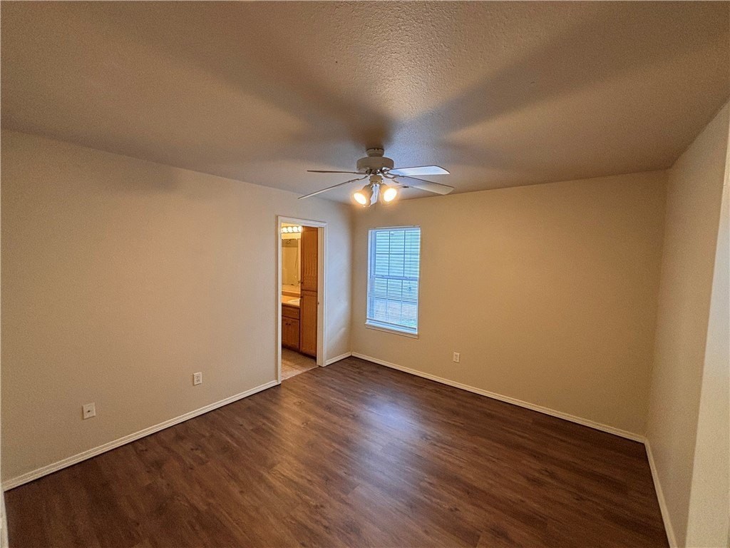 2439 N Brophy Cir - Photo 5 of 10
