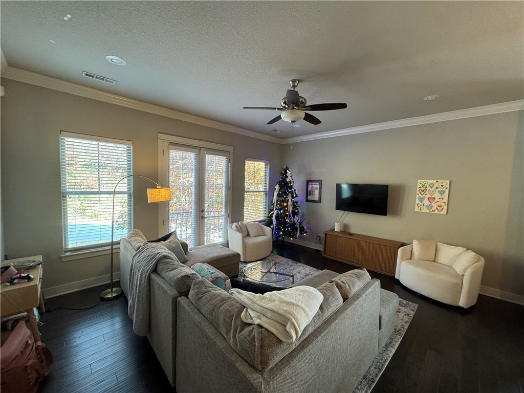 1721 W Nettleship St - Photo 2 of 14