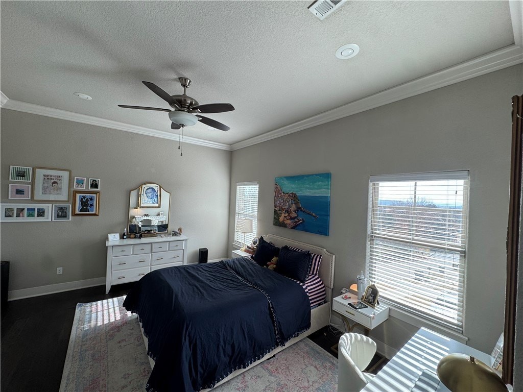 1721 W Nettleship St - Photo 4 of 14