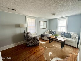919 Lafayette St - Photo 1 of 1