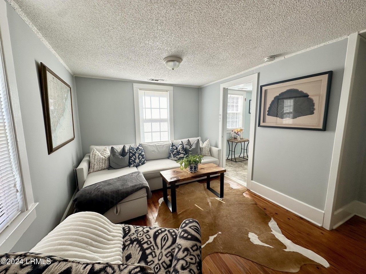 919 Lafayette St - Photo 2 of 18