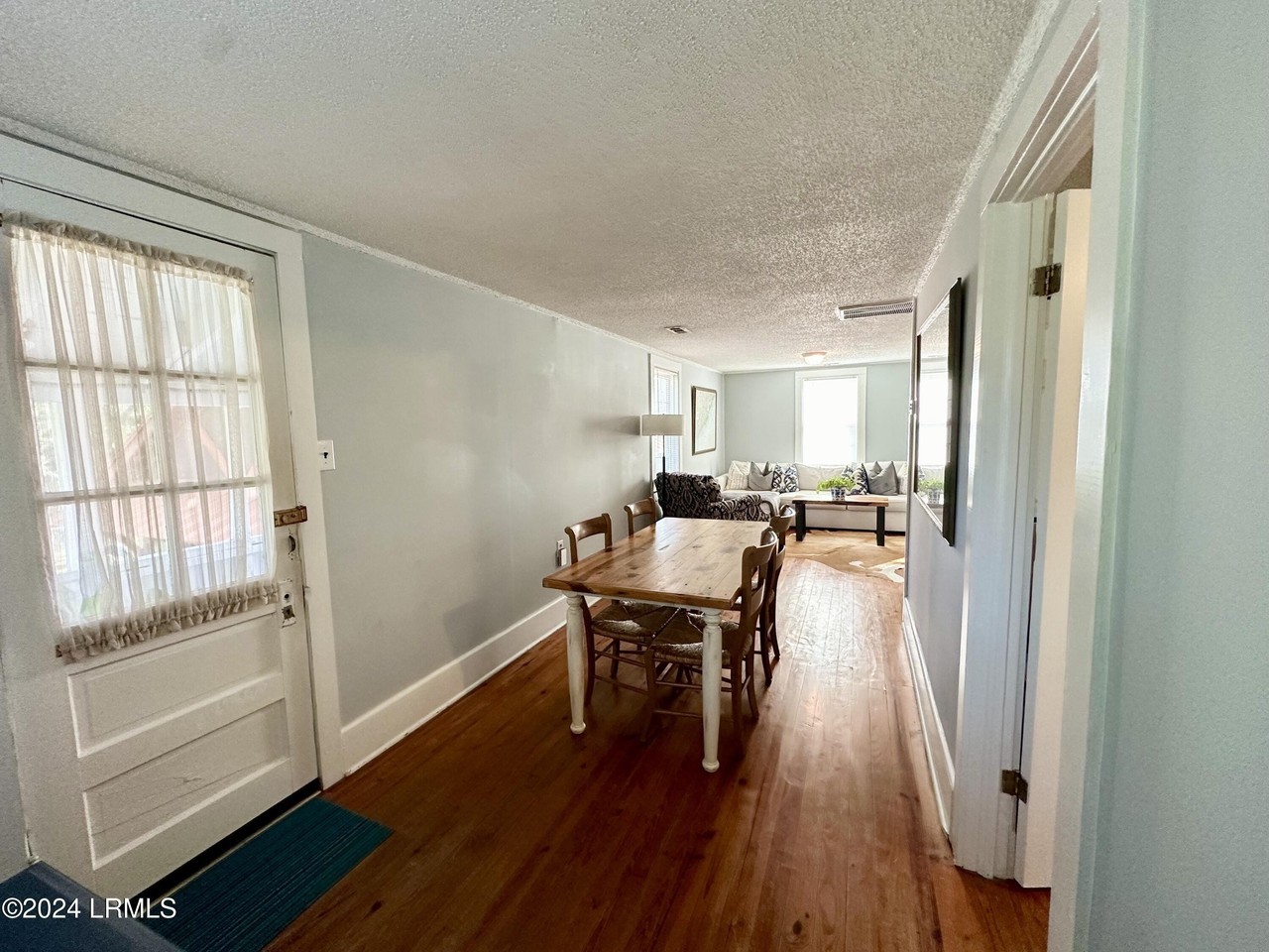 919 Lafayette St - Photo 3 of 18