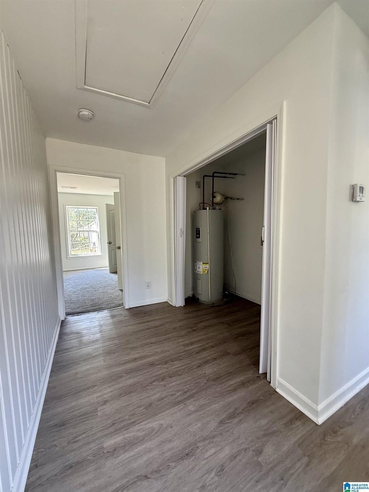 1329 Woodward Rd - Photo 5 of 11