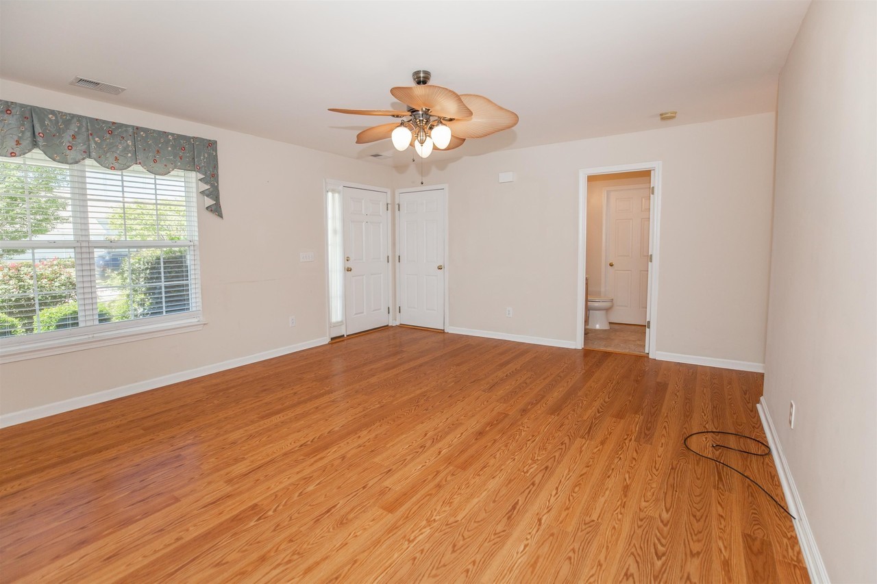 2424 Hayseed Way - Photo 5 of 24