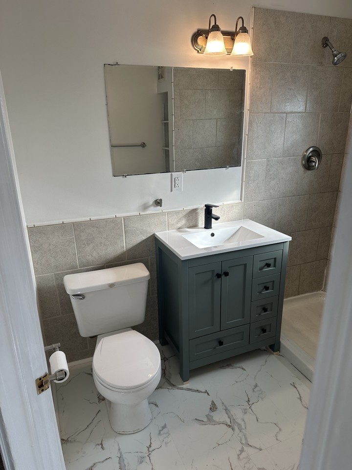 203 Chemung St #2W - Photo 5 of 8