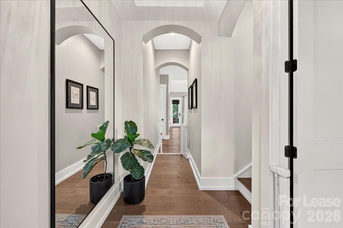 816 State St - Photo 3 of 33