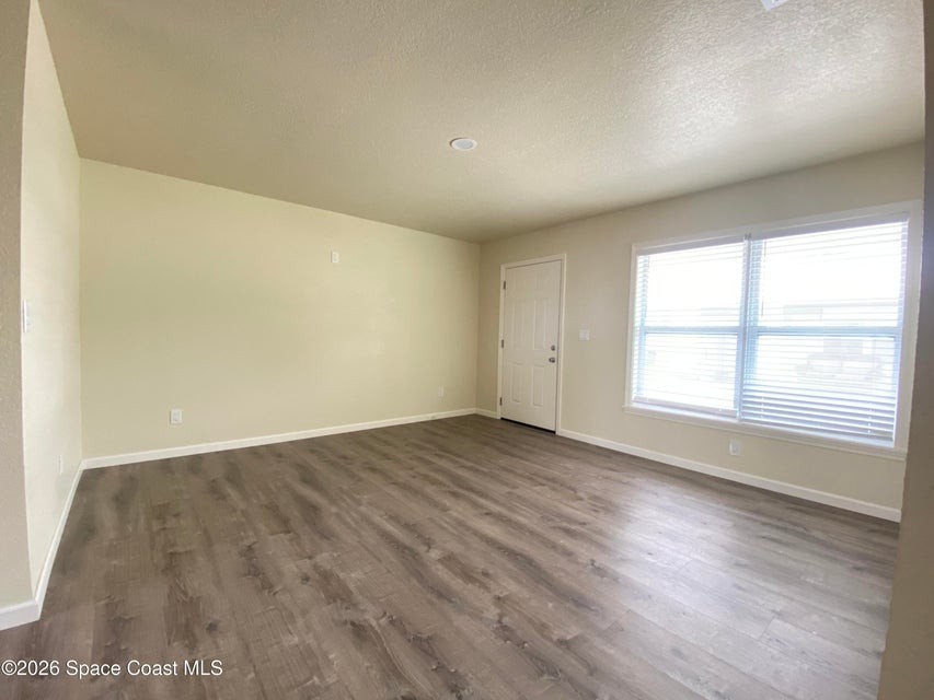 105 Lagrange Ave #1 - Photo 2 of 10