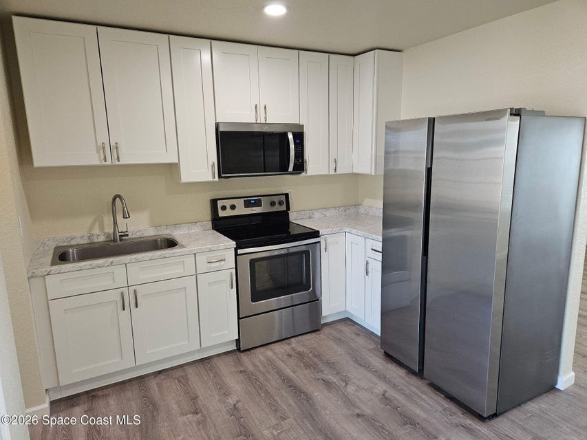 105 Lagrange Ave #1 - Photo 4 of 10