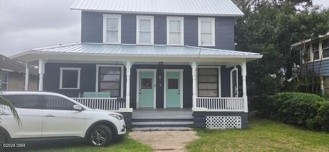 818 S Beach St - Photo 1 of 1
