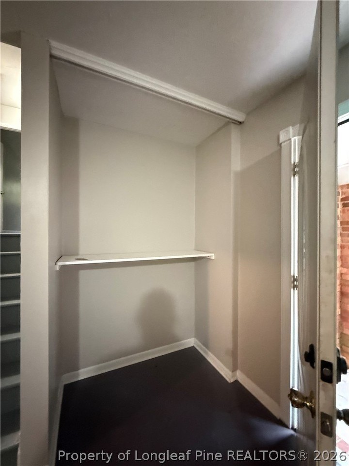 825 Stoneykirk Dr - Photo 2 of 16