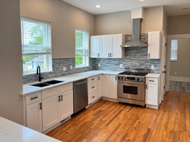 featured image of 1011 Holloway St #1