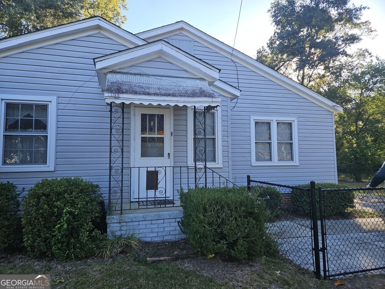 342 E Main St - Photo 2 of 13