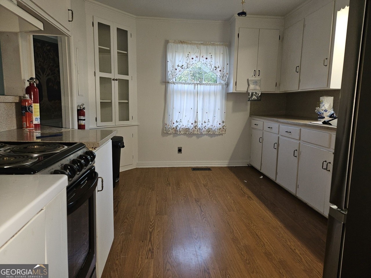 342 E Main St - Photo 7 of 13