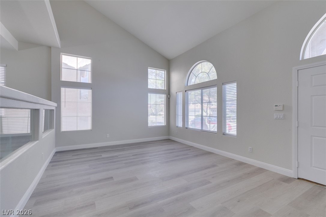 3721 Deer Flats St - Photo 5 of 43