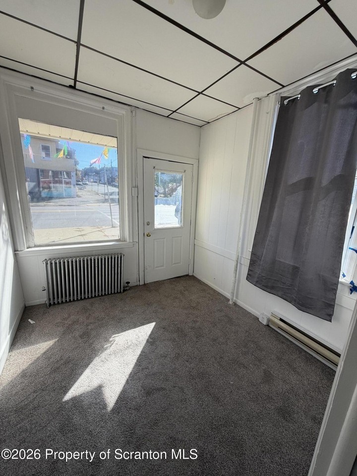1330 Pittston Ave #1S - Photo 3 of 5