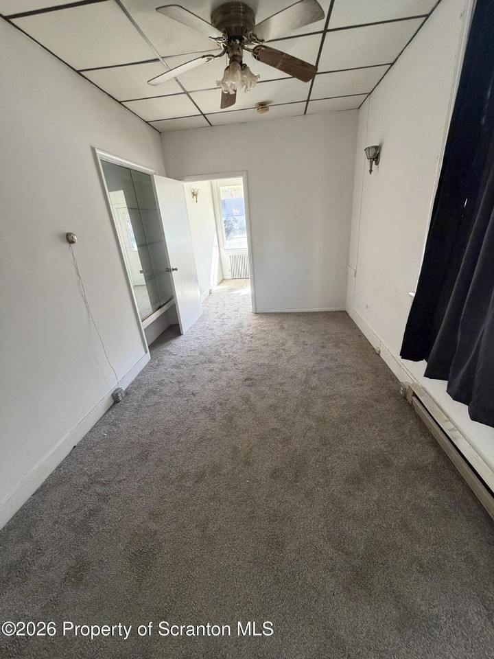 1330 Pittston Ave #1S - Photo 4 of 5