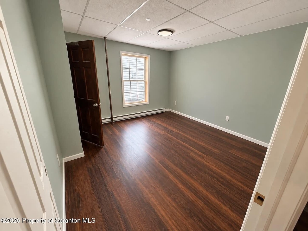 720 Main St - Photo 5 of 5