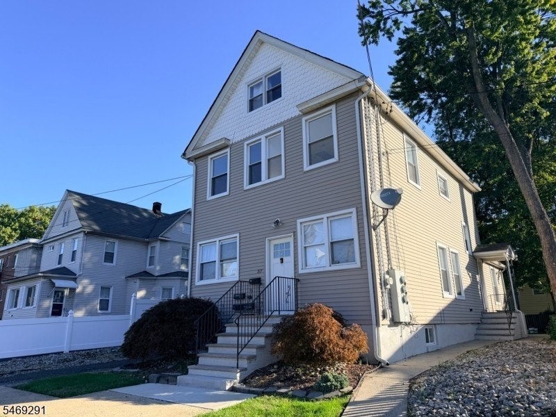 317 Amsterdam Ave