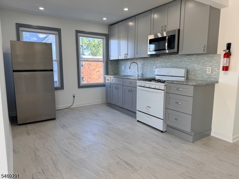 317 Amsterdam Ave - Photo 2 of 10