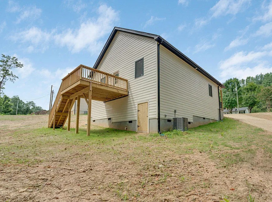 504 North Dr #1 - Photo 3 of 12