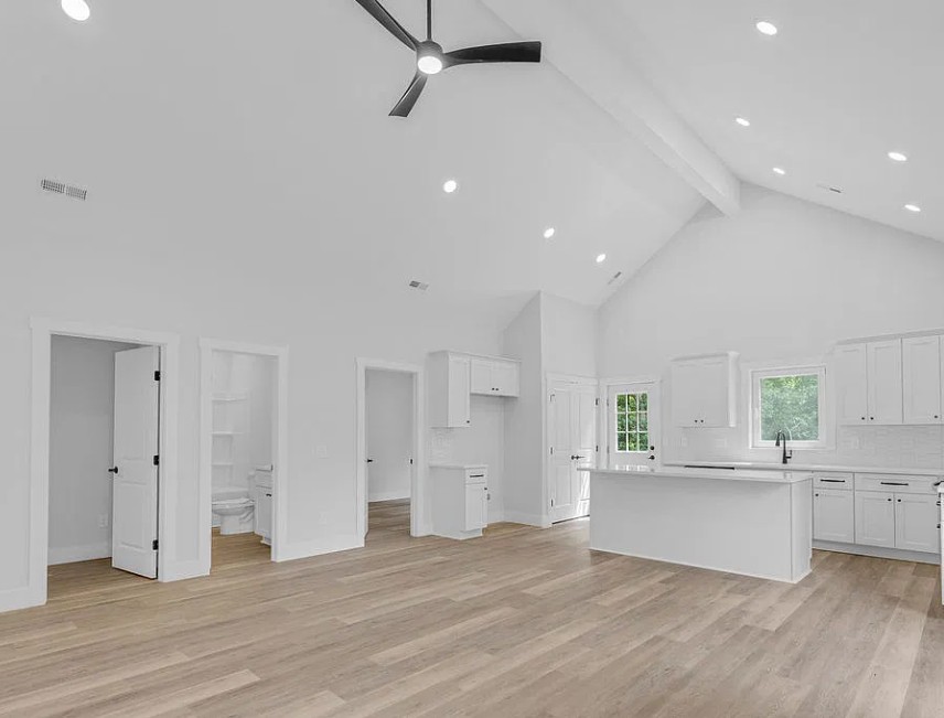 504 North Dr #1 - Photo 5 of 12