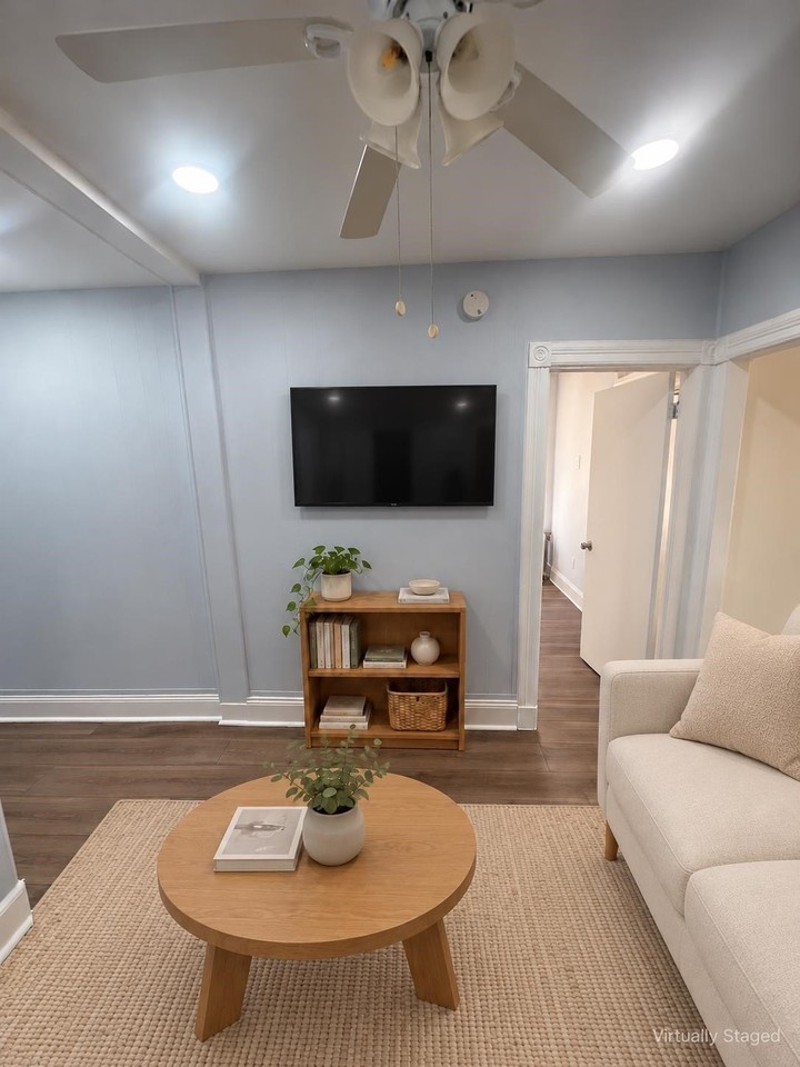 1001 Columbia Ave #1 - Photo 7 of 24