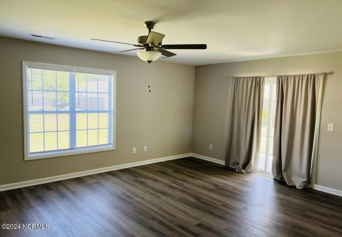 1500 Pine Brook Ct #B - Photo 7 of 12