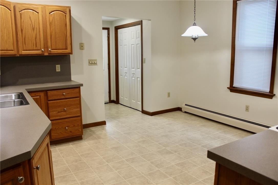 332 Broadway - Photo 7 of 17