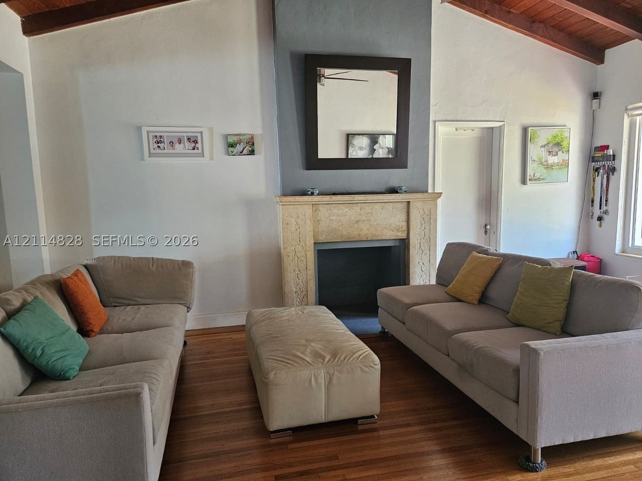 820 Ne 72nd Ter #0 - Photo 4 of 25