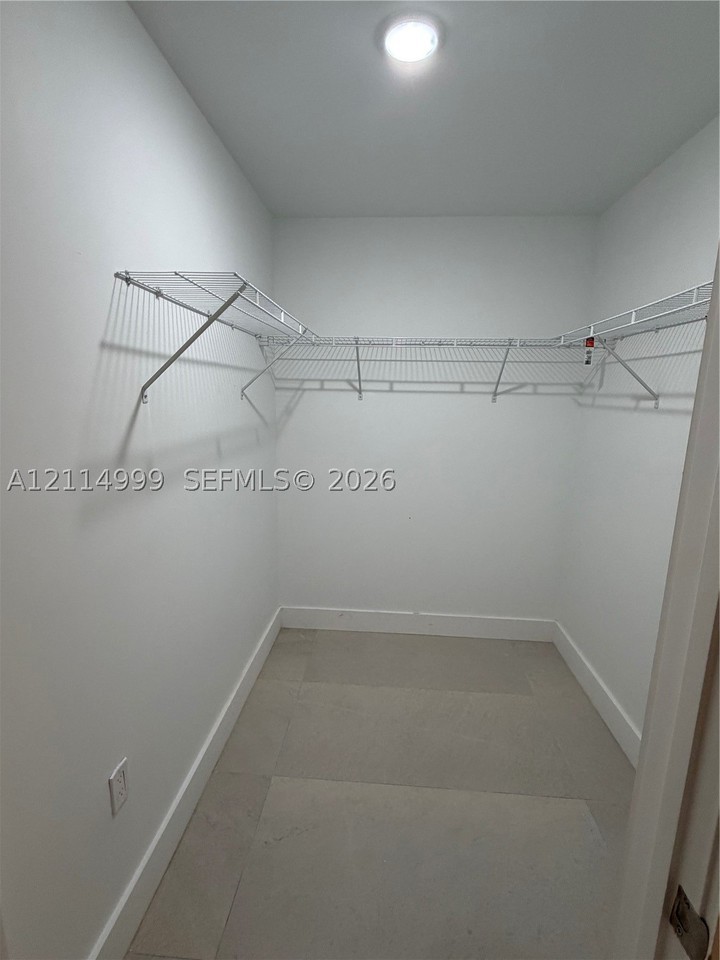 2641 Nw 24th Ct #305 - Photo 5 of 10