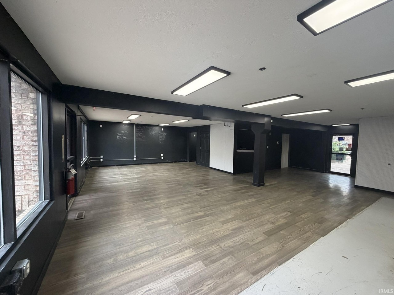 1708 W University Ave - Photo 3 of 4