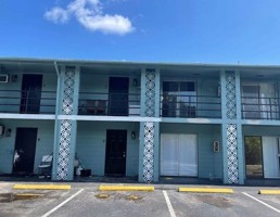 featured image of 1341 W Point Dr #1